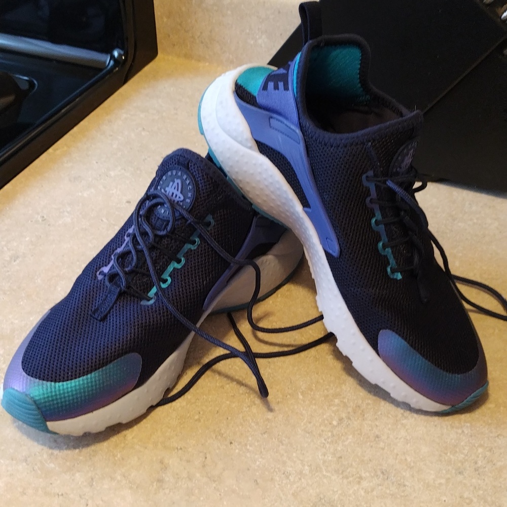GUC Nike Huaraches